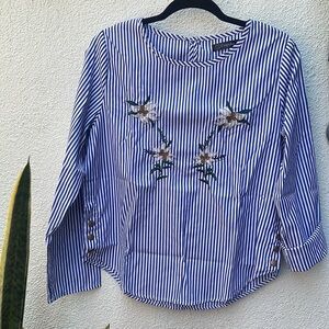 Cupshe cute striped top size L